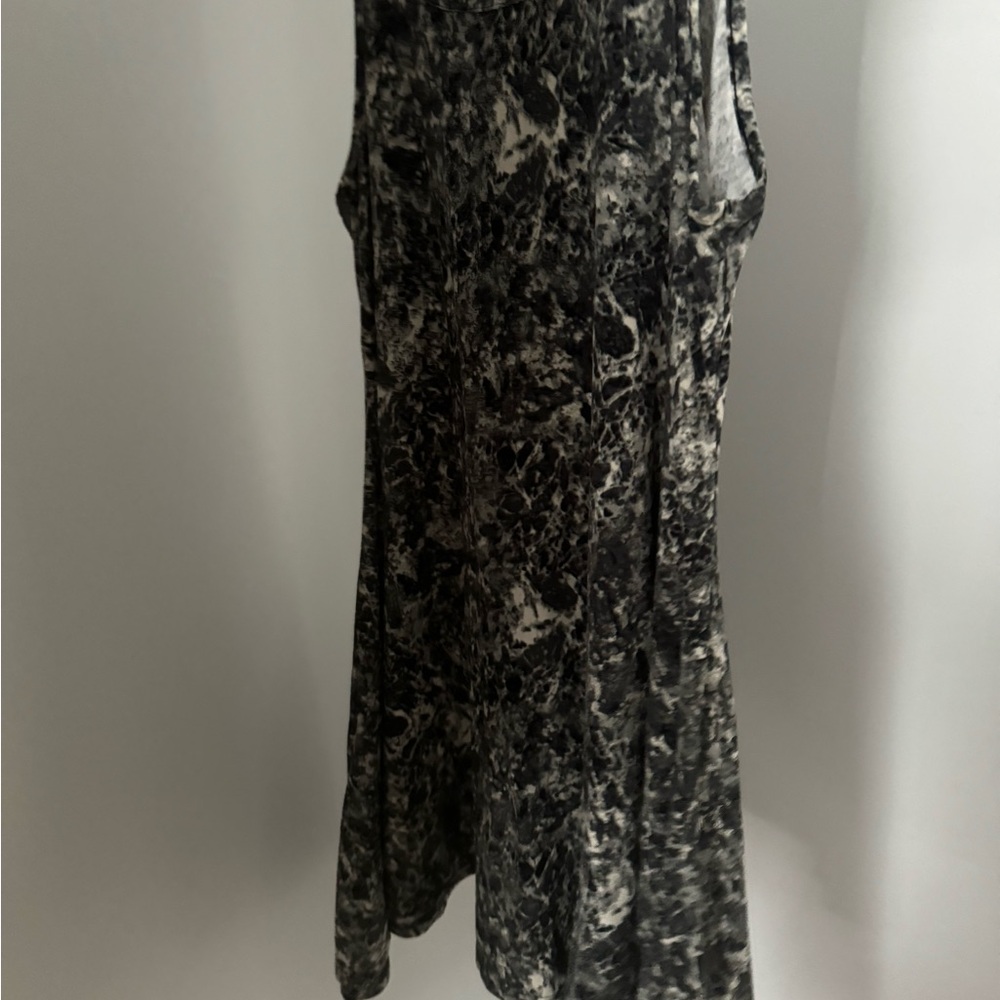 Black and cream swing dress women’s size Large